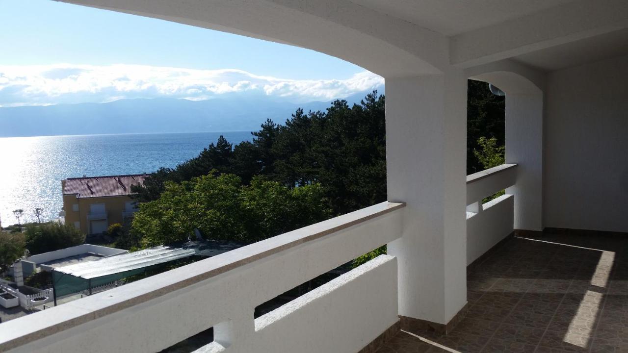 Apartmani Lisac Башка Экстерьер фото