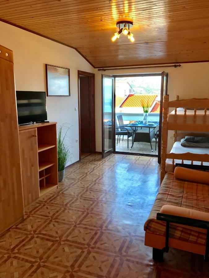 Apartmani Lisac Башка Экстерьер фото